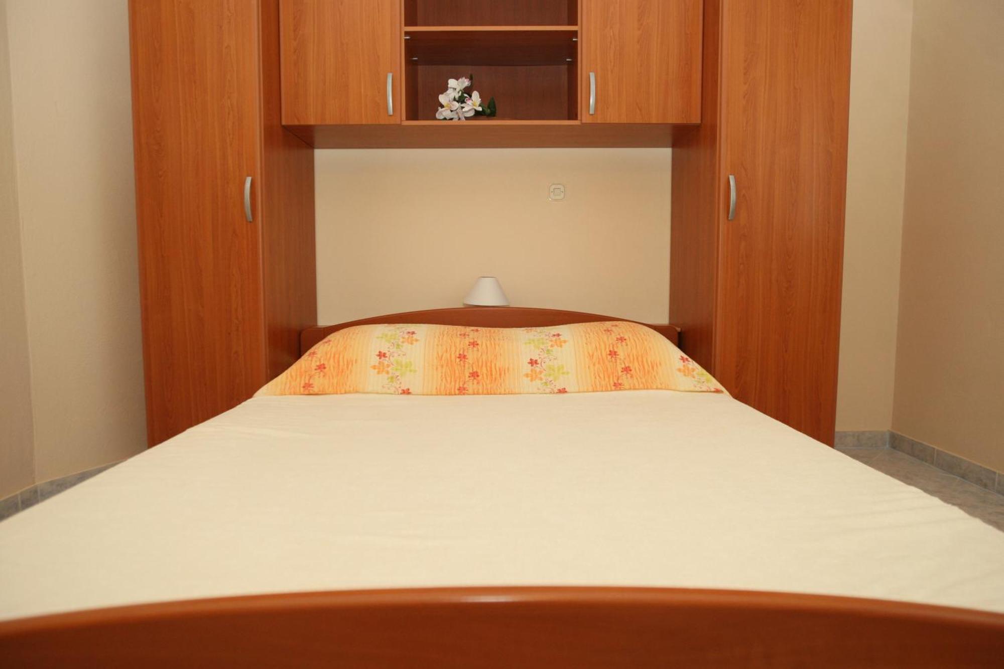 Sea View Apartments Nina Vrsi Bilik gambar