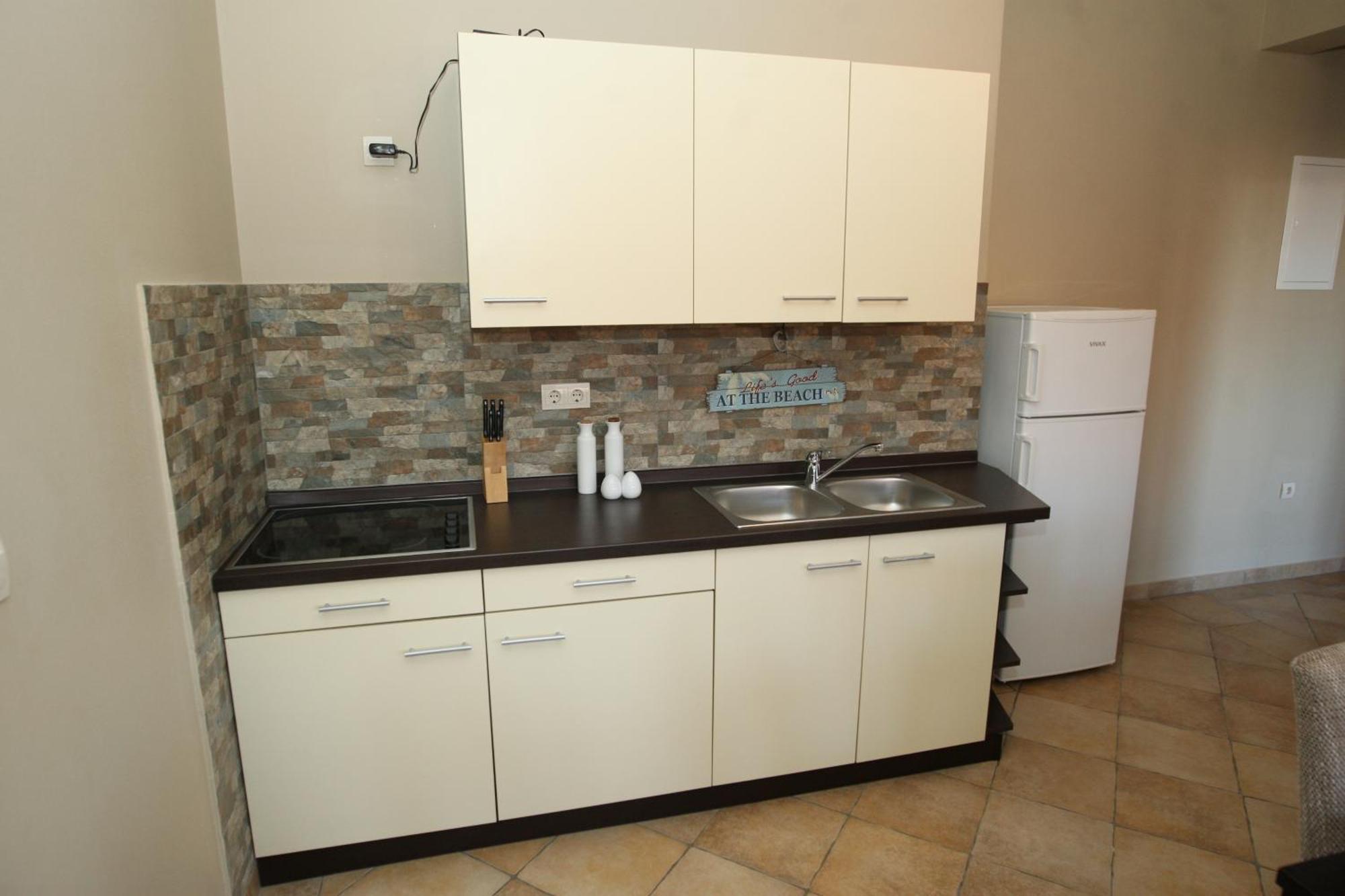 Sea View Apartments Nina Vrsi Luaran gambar