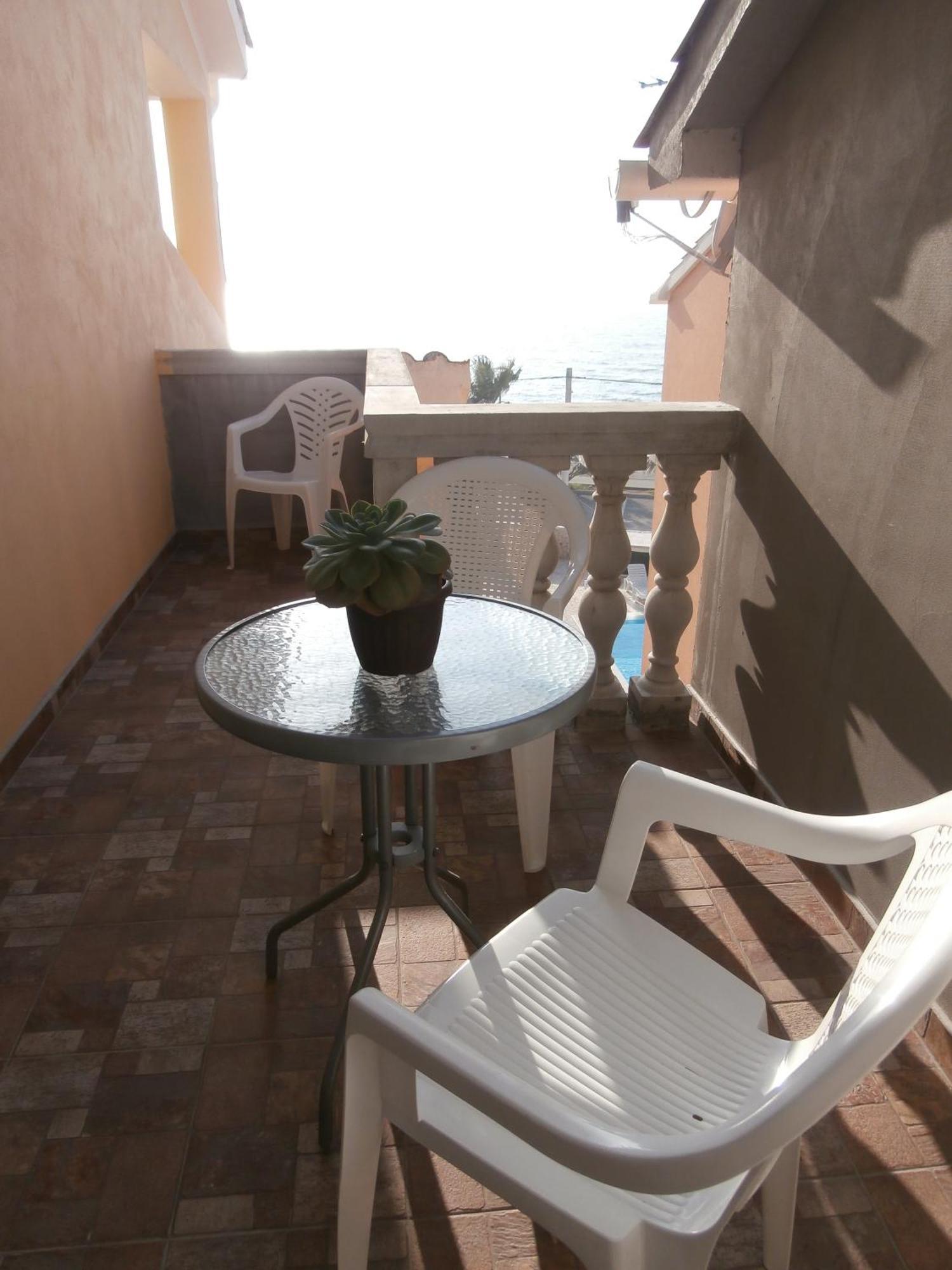 Sea View Apartments Nina Vrsi Bilik gambar